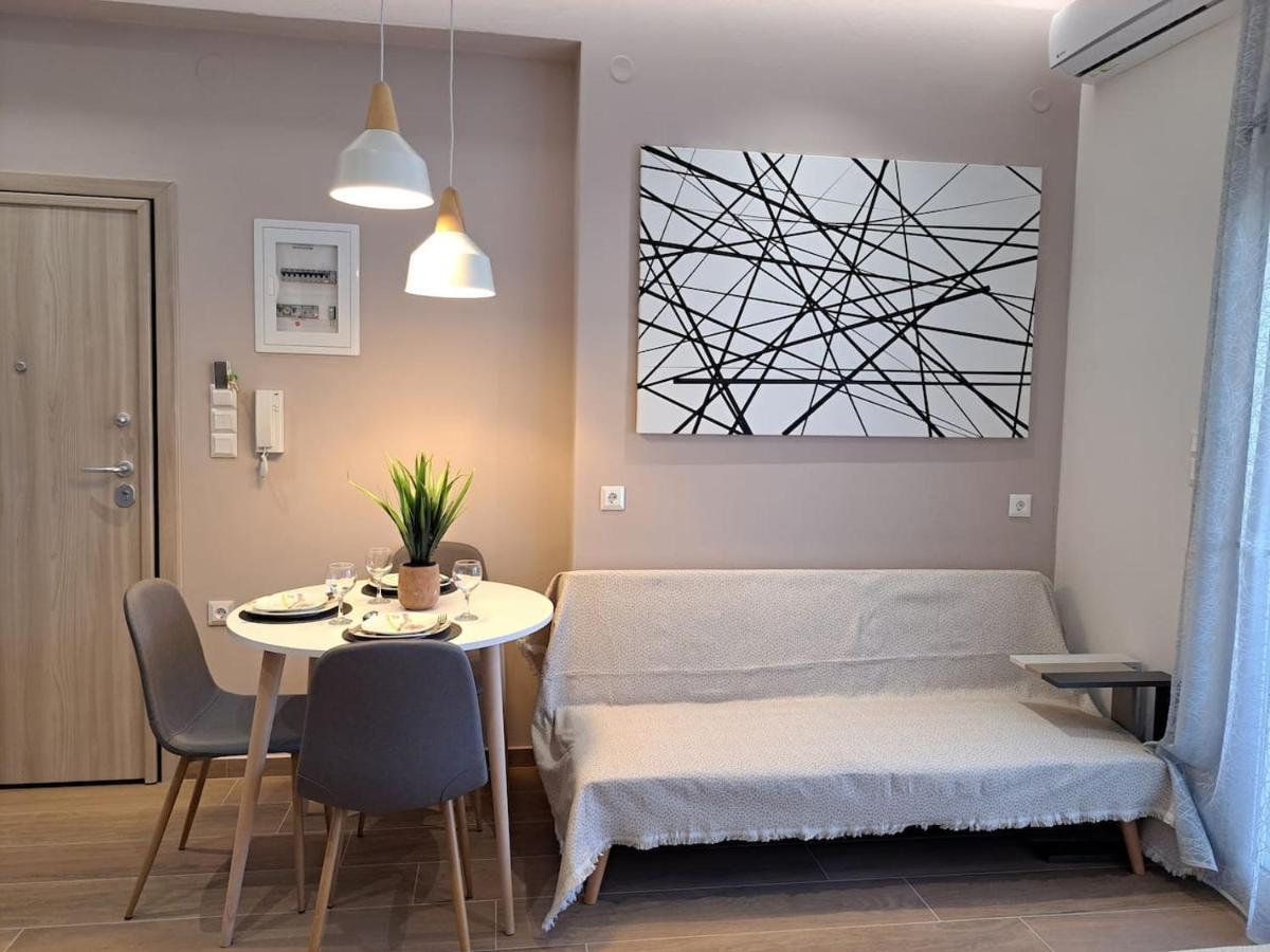 Eclectic Studio With Stone Volos Esterno foto