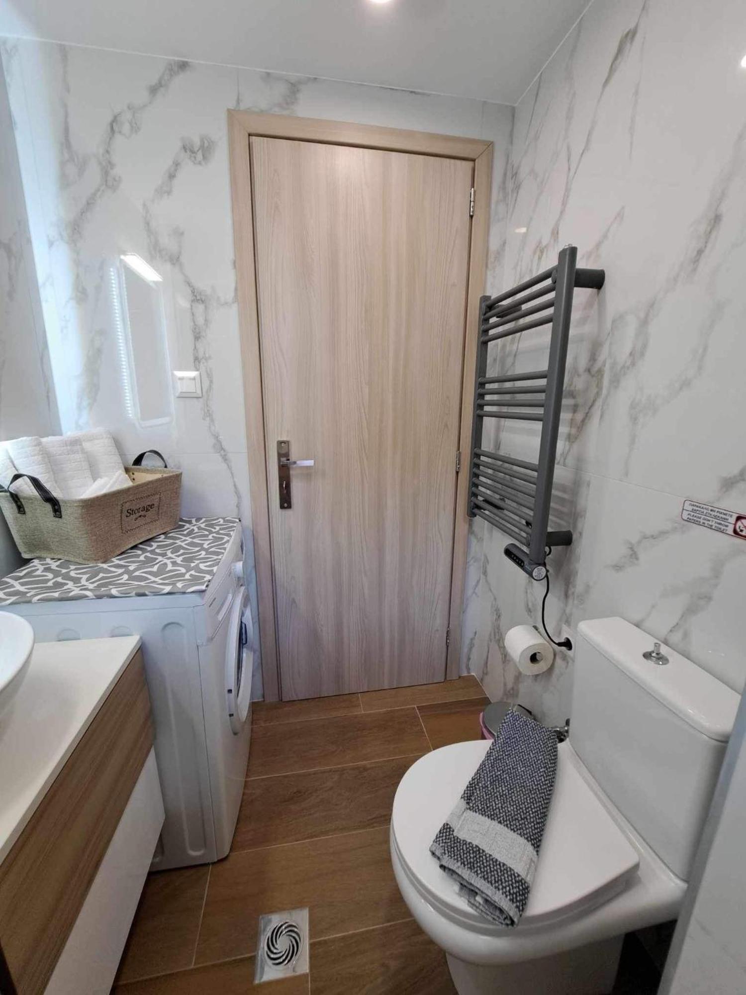 Eclectic Studio With Stone Volos Esterno foto